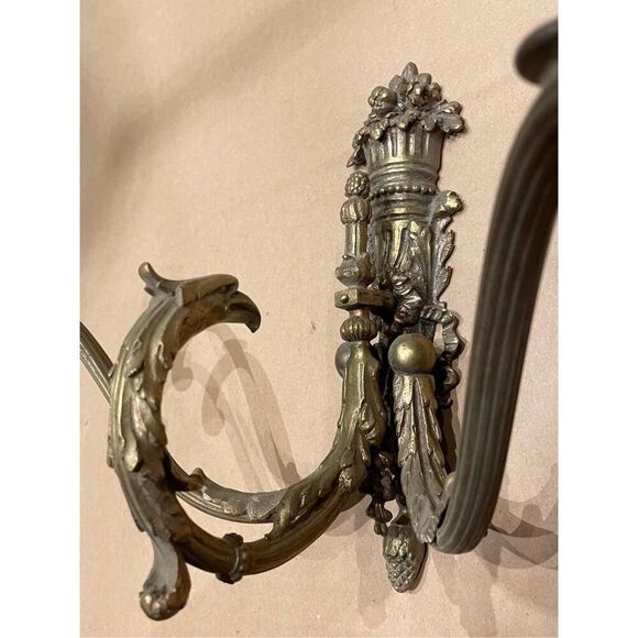 Antique  French Brass Candelabra Wall Hanging Sconce Candle Holder Fedral Foilag - Picture 10 of 10